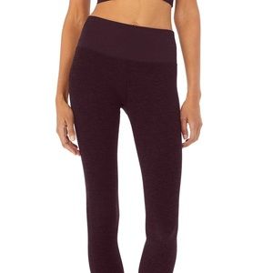 BNWT Alo Yoga Lounge Leggings in Oxblood Heather